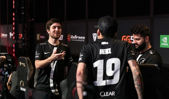 王者荣耀匹配机制公开诉讼引发激烈辩论